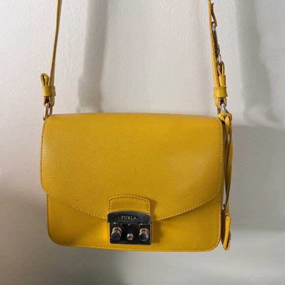 Furla Handbags - Furla Metropolis Yellow crossbody Bag Leather